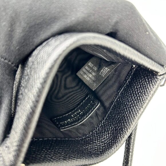 Maison Margiela Four Stitches Phone Holder - Picture 7 of 7